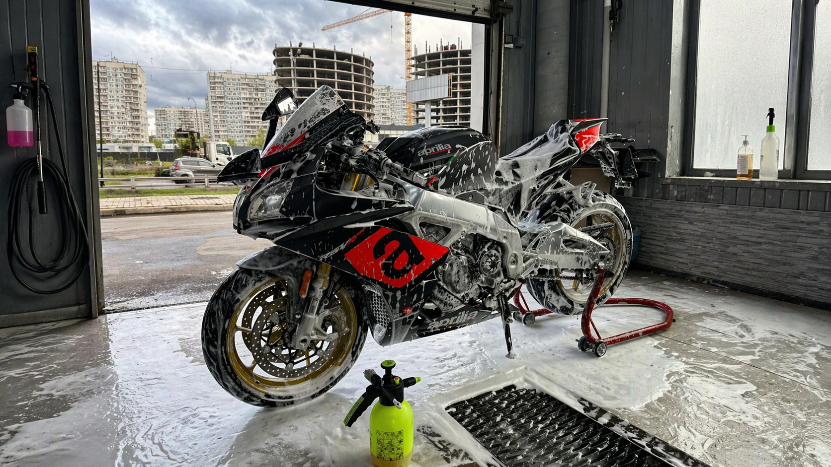 Комплексная мойка всего мотоцикла перед сезоном - фото 3